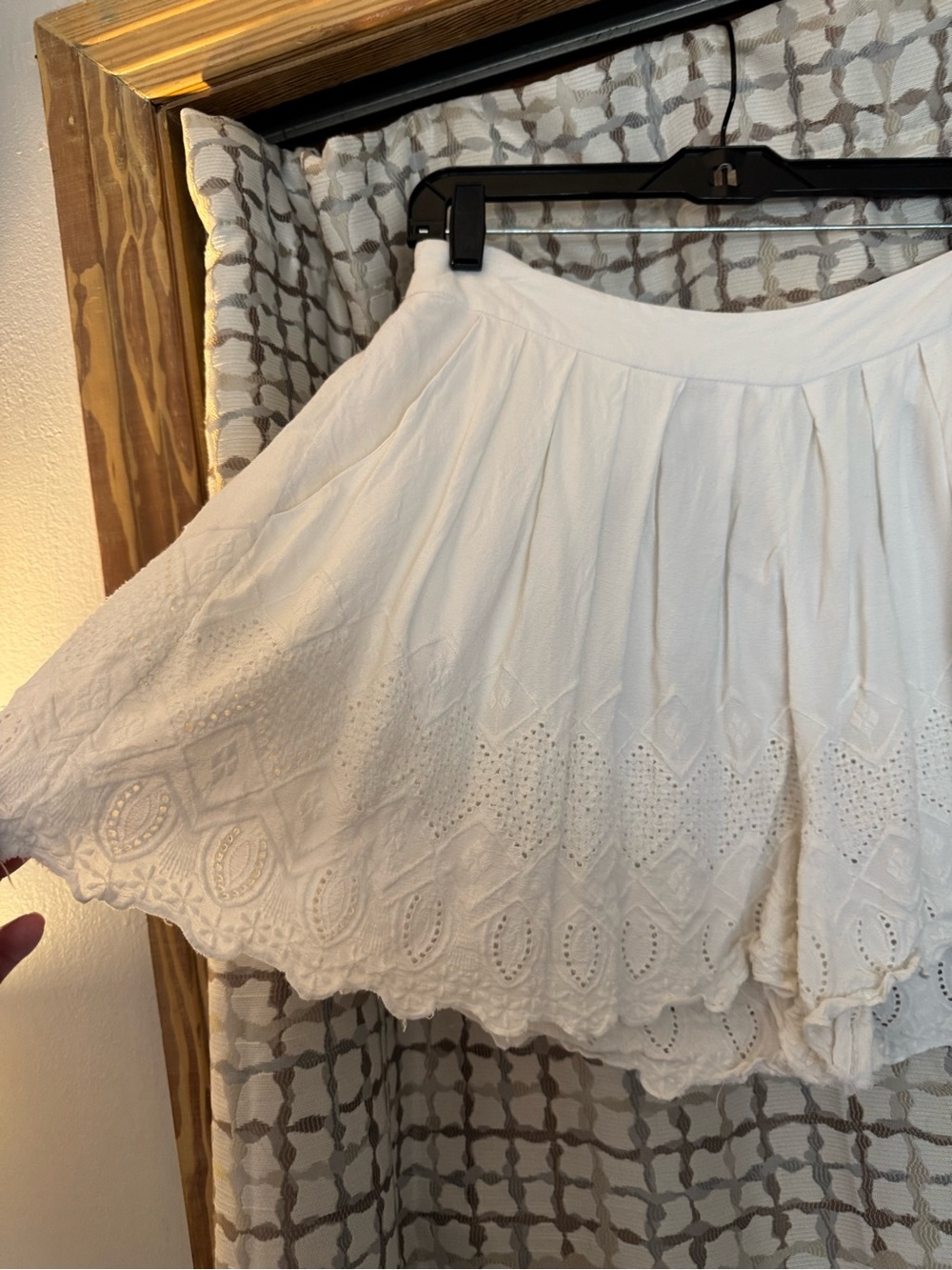 Free People Cream Eyelet Pleated Skater Shorts - Picture 2 of 3